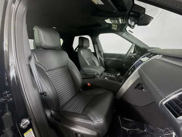 2026 Land Rover Discovery Dynamic SE - Photo 30