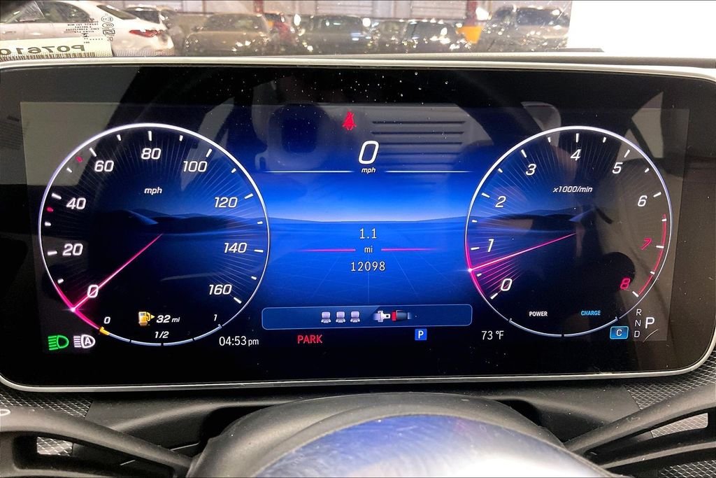2025 Mercedes-Benz C-Class Sedan C 300 - Photo 9