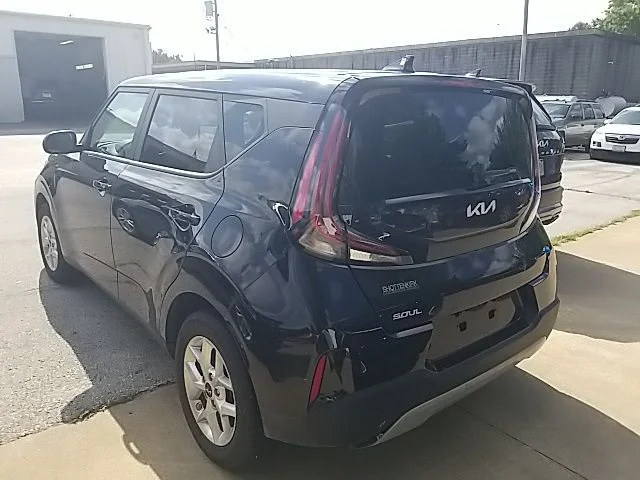 Used 2025 Black Kia LX image 15