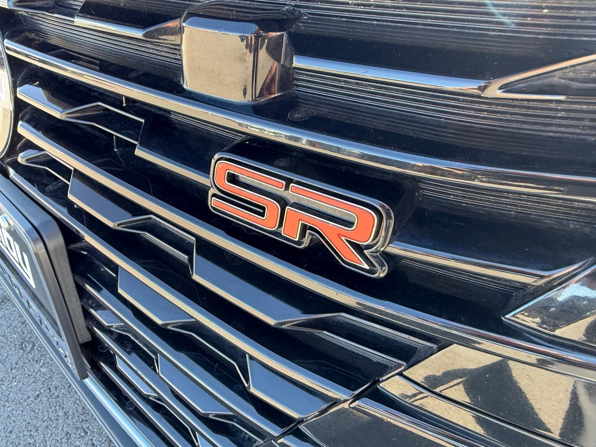 Used 2025 Gray Nissan SR image 15