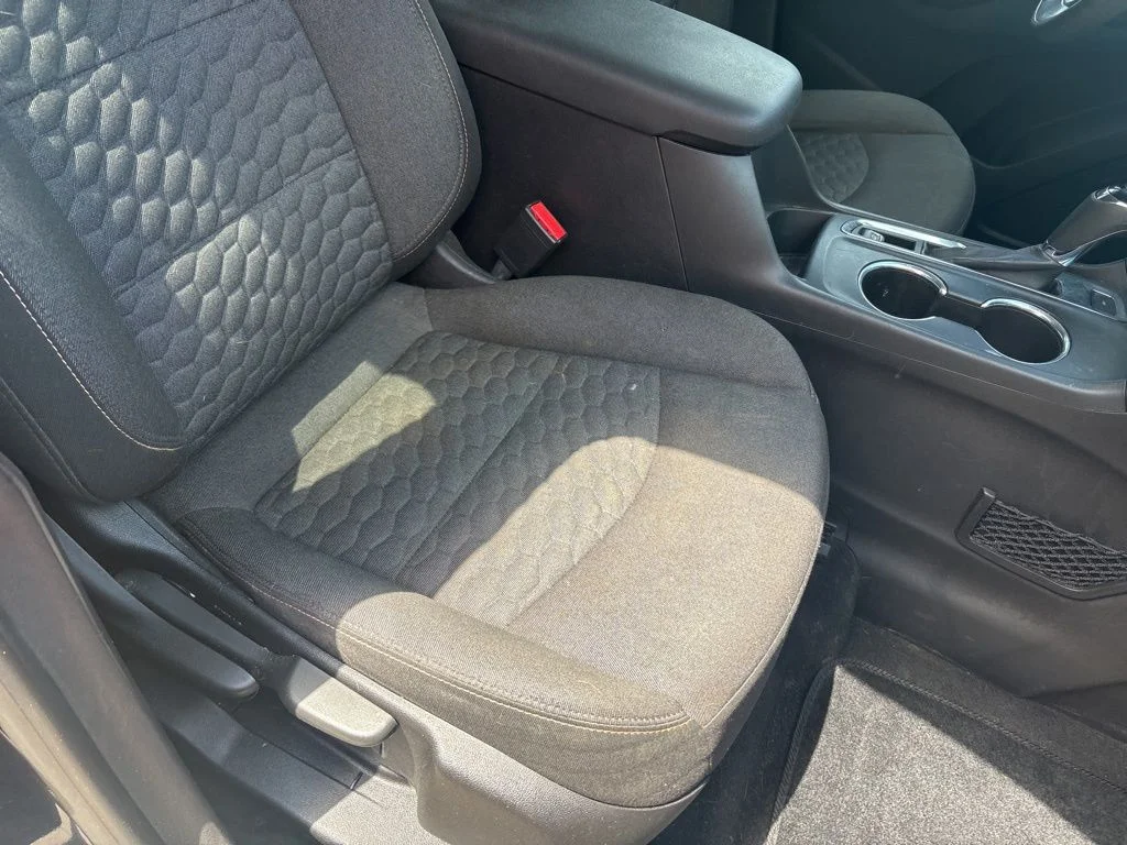 Used 2019 Blue Chevrolet LT image 27