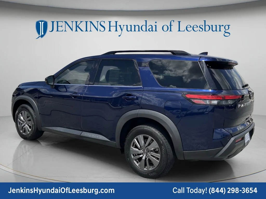 Used 2025 Blue Nissan SV image 7