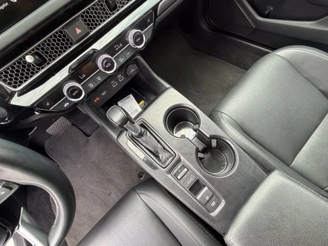 Used 2024 White Honda Touring image 31