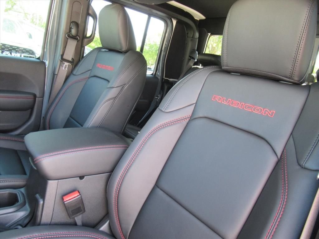 New 2026 Anvil Clear-Coat Exterior Paint Jeep Rubicon X image 18