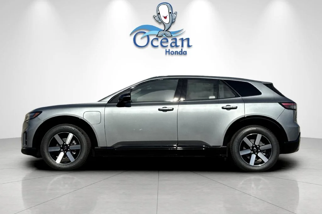 New 2026 Mercury Silver Metallic Honda Touring image 4