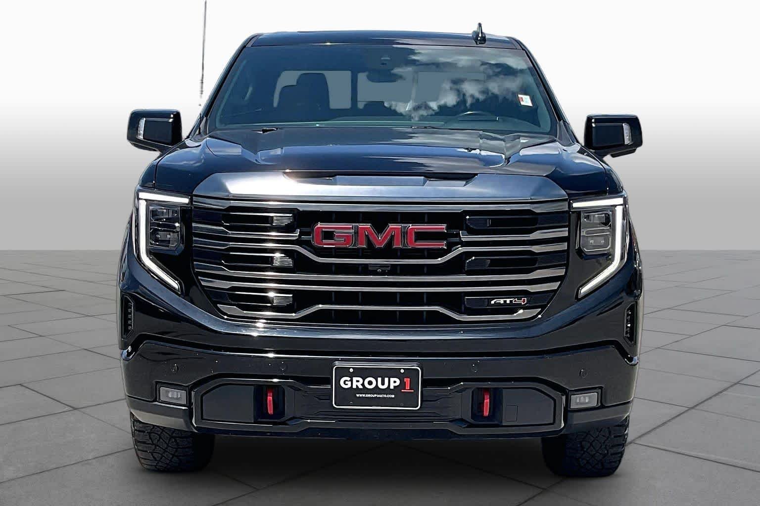 Used 2022 Onyx Black GMC AT4 image 4