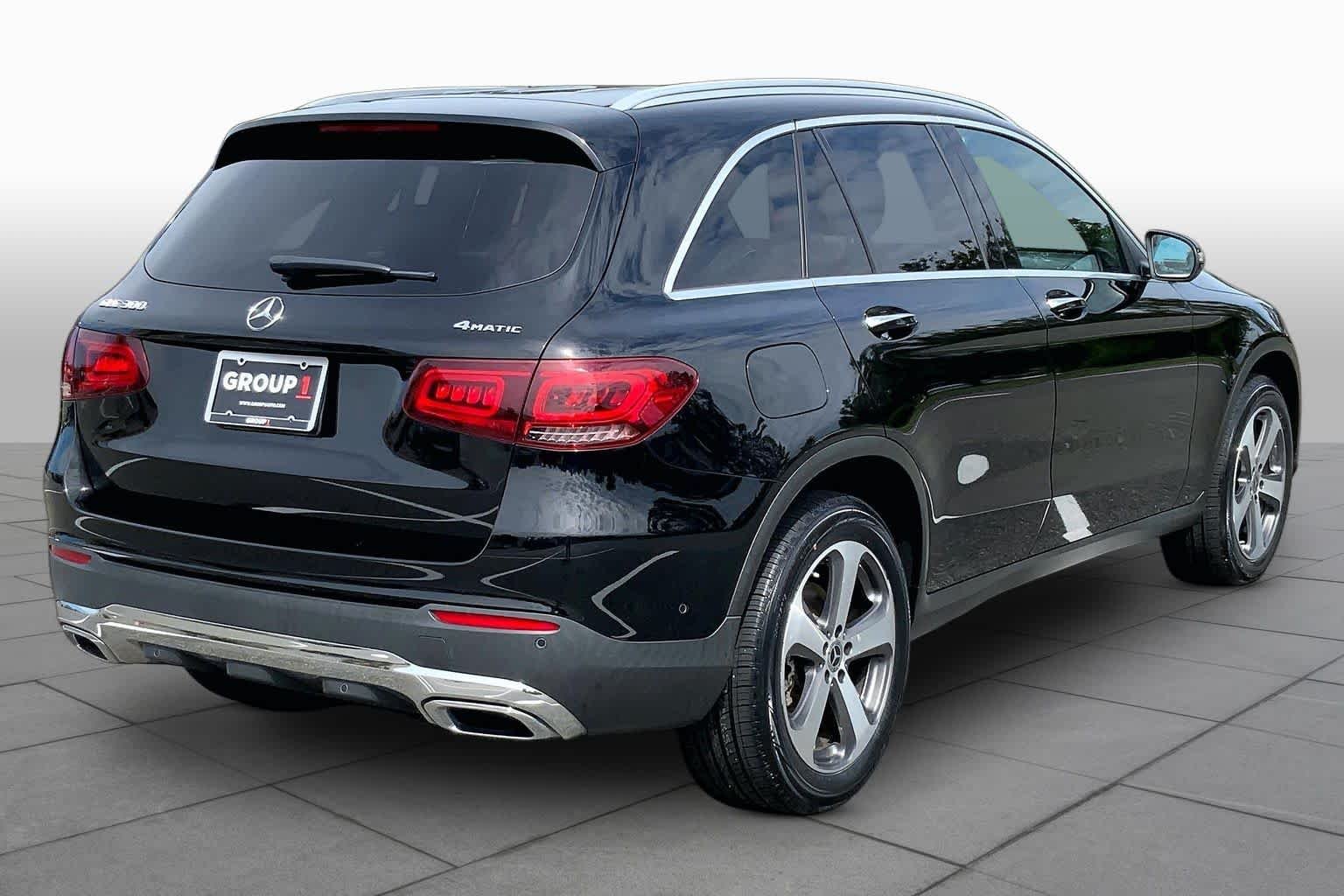 Used 2021 Black Mercedes-Benz GLC 300 image 12
