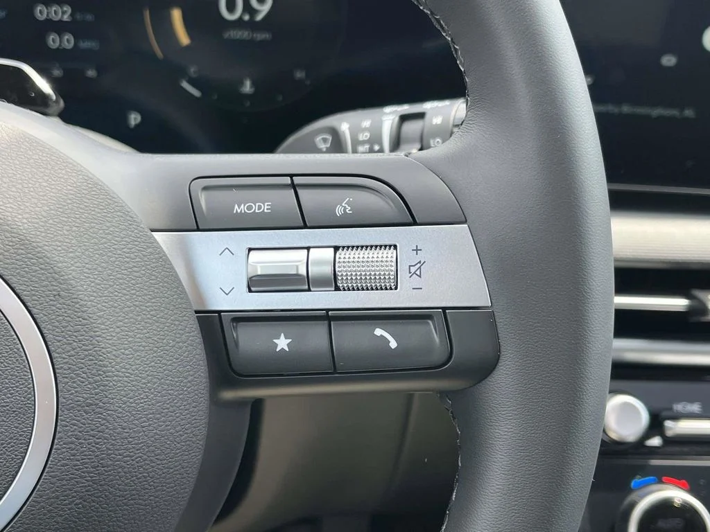 New 2026 White Hyundai SEL Premium image 16