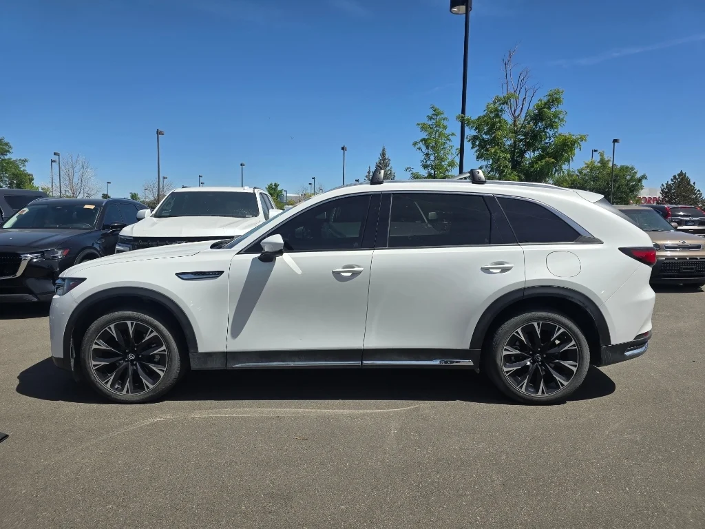 Used 2024 Rhodium White Premium Mazda Premium Plus image 2