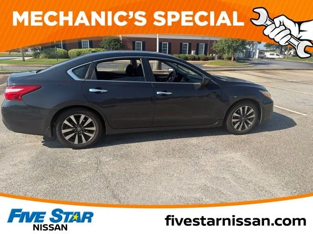 Used 2017 Blue Nissan 2.5 SV image 6