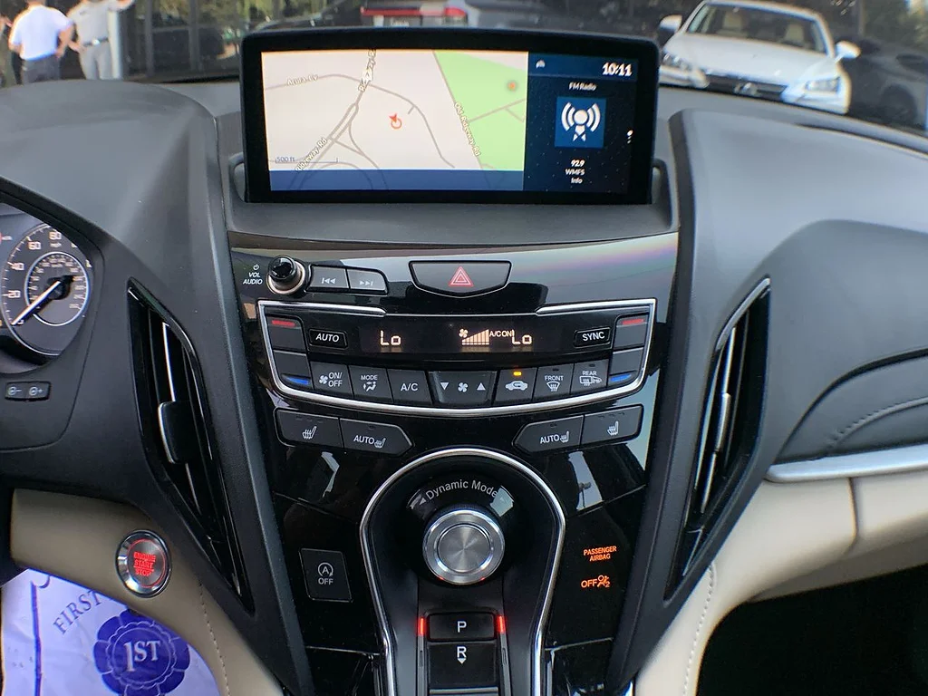Used 2021 PLAT WHT/EBONY Acura w/Technology Package image 19