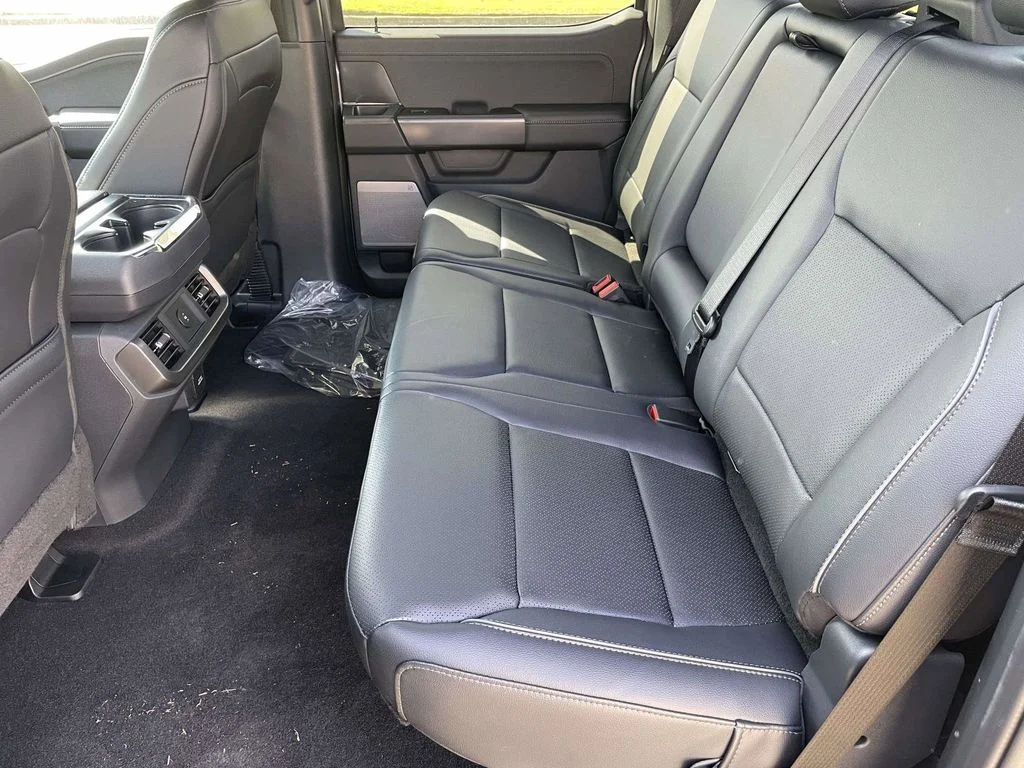 New 2026 Iconic Silver Metallic Ford Lariat® image 12