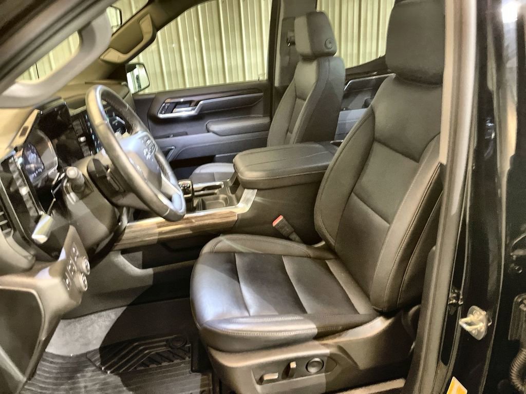 Used 2026 Black Chevrolet RST image 18