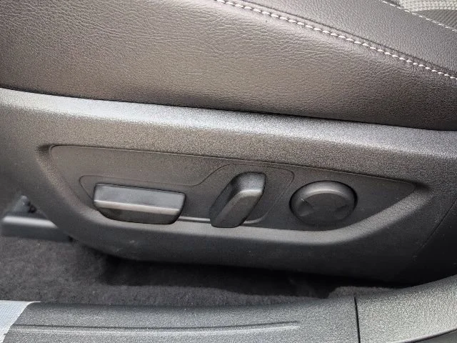 Used 2026 Beige/tan Mazda 2.5 S Meridian Edition image 14