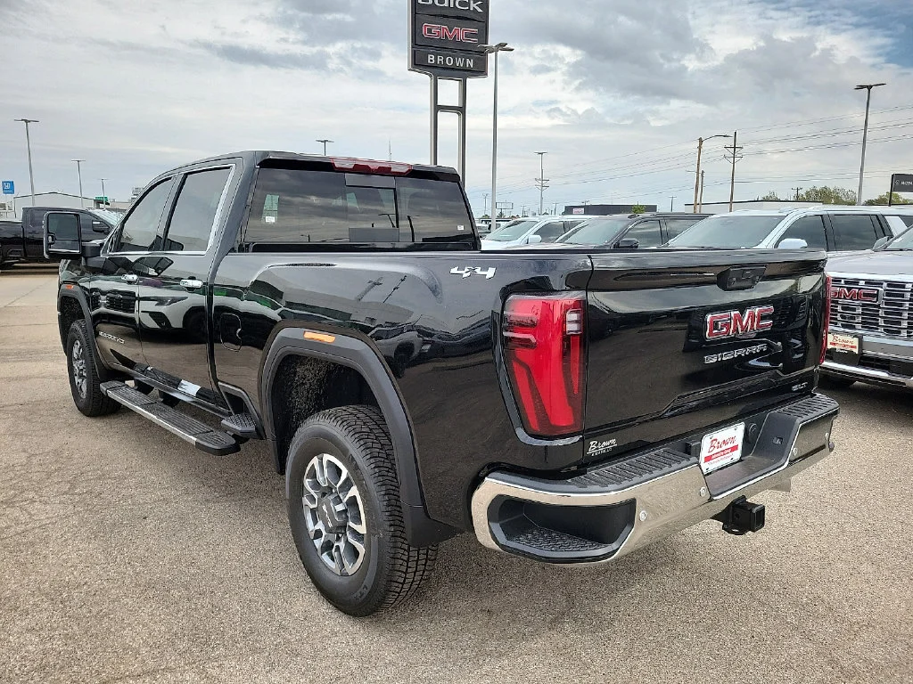 2026 GMC Sierra 2500HD SLT - Photo 7