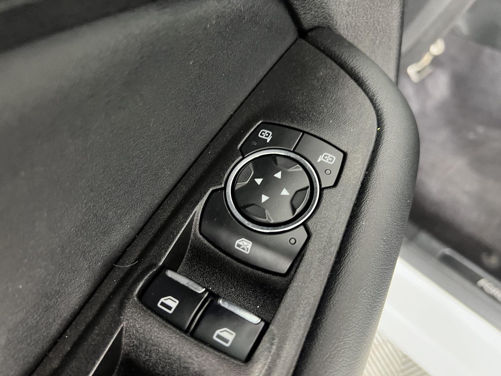 Used 2023 Star White Metallic Tri-Coat Ford ST image 19