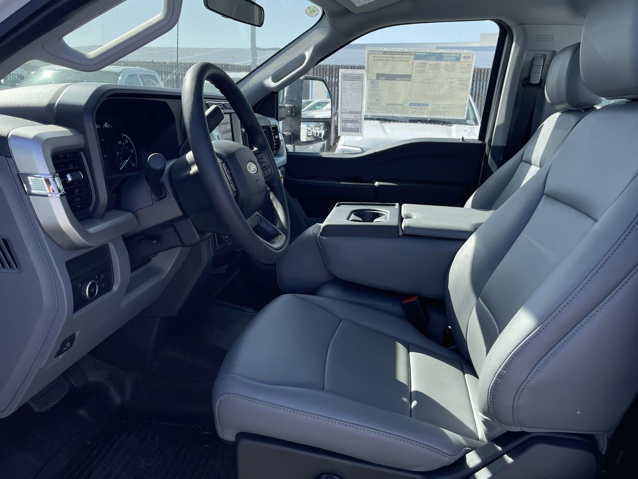 New 2024 Oxford White Ford XL image 17