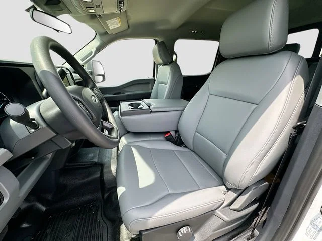 New 2026 Oxford White Ford XL image 13