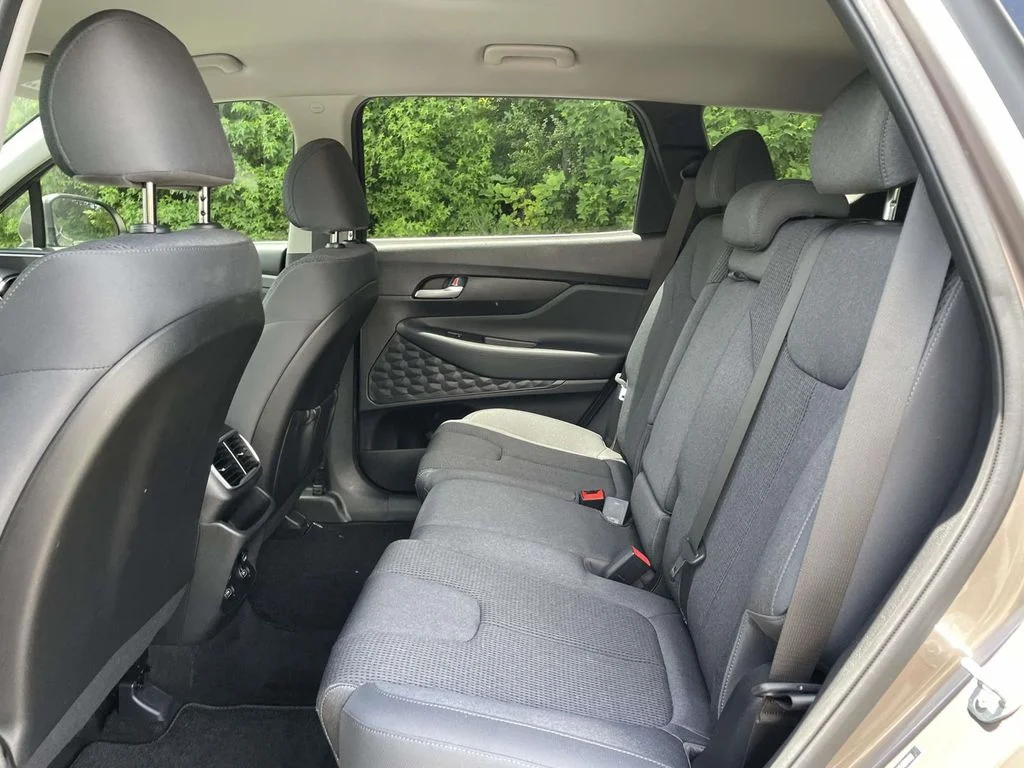 Used 2019 Brown Hyundai SE image 10