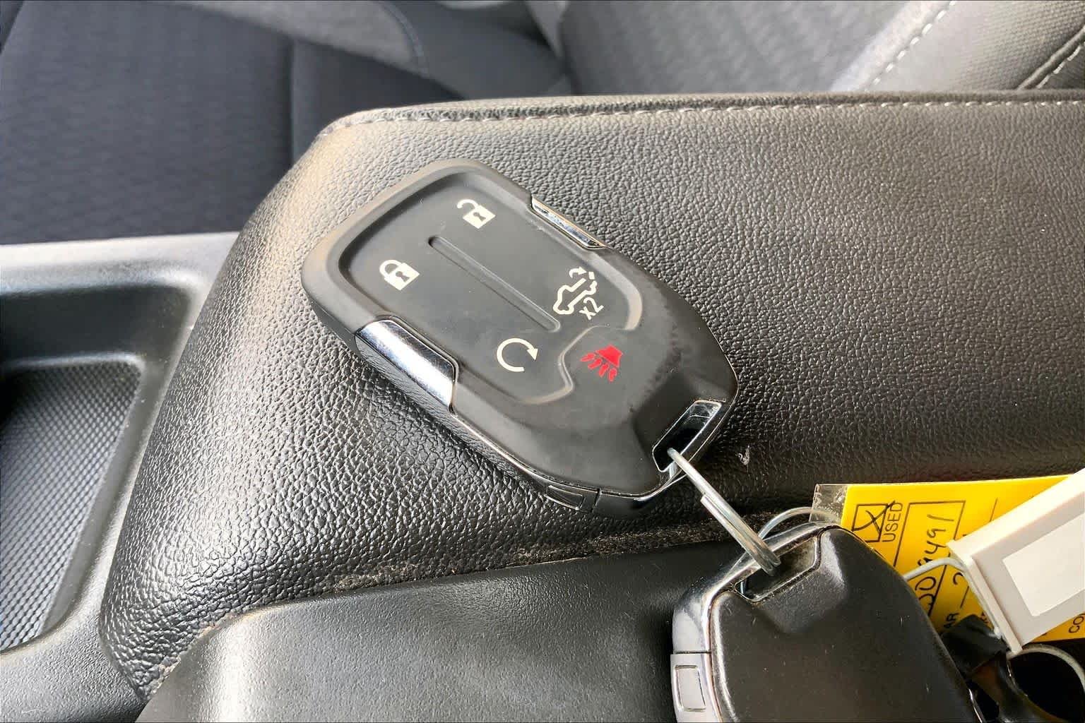 Used 2021 Shadow Gray Metallic Chevrolet LT image 15