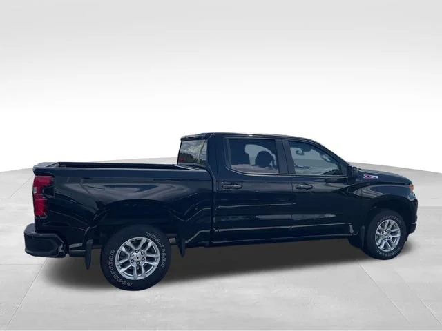 Used 2023 Black Chevrolet RST image 7
