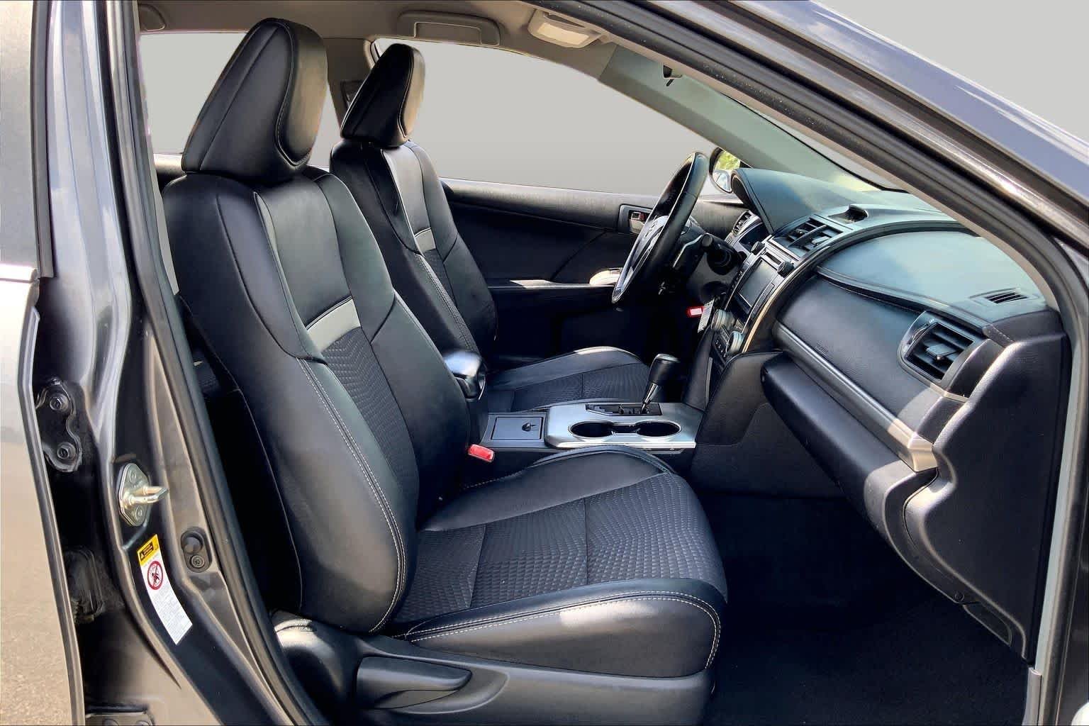 Used 2013 Magnetic Gray Metallic Toyota SE image 8