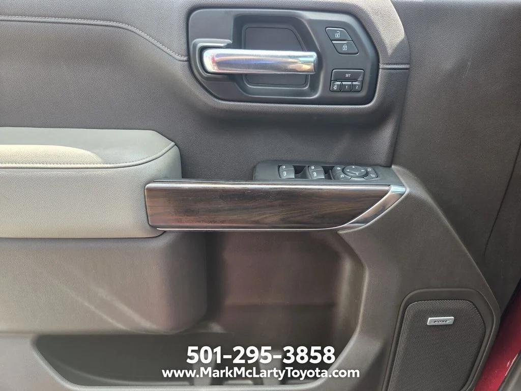 Used 2020 Red GMC SLT image 31