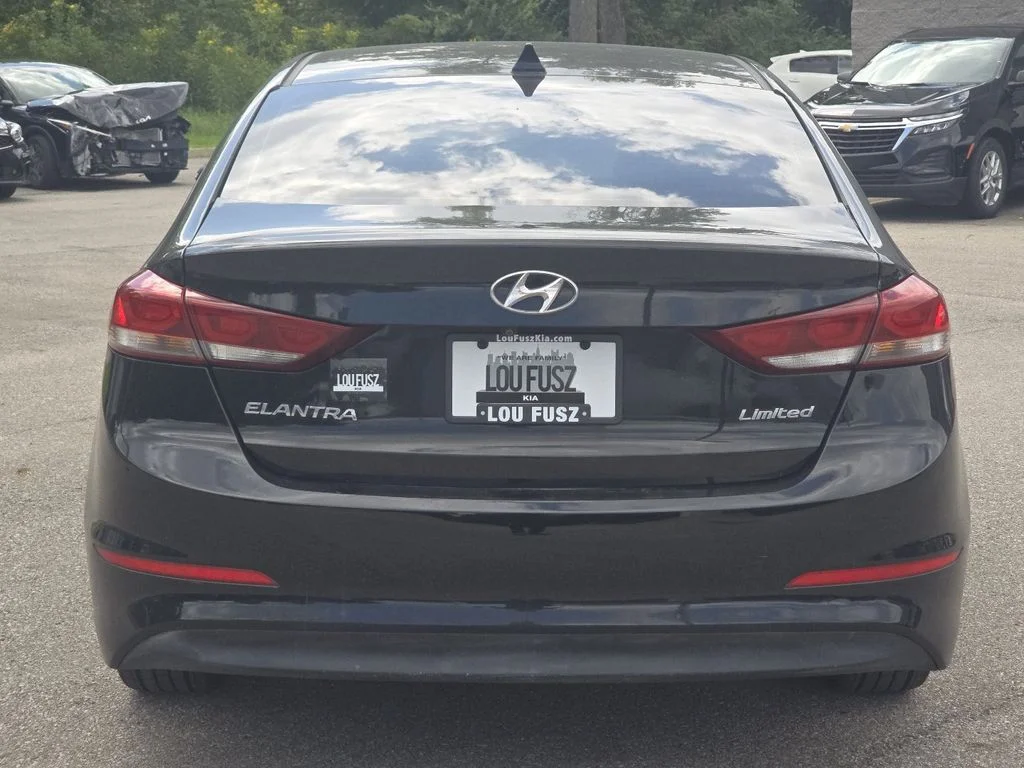 Used 2017 Black Hyundai Limited image 15
