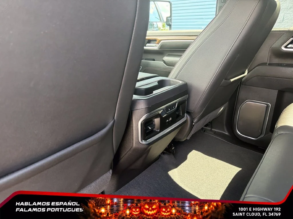 Used 2024 Black Chevrolet High Country image 26