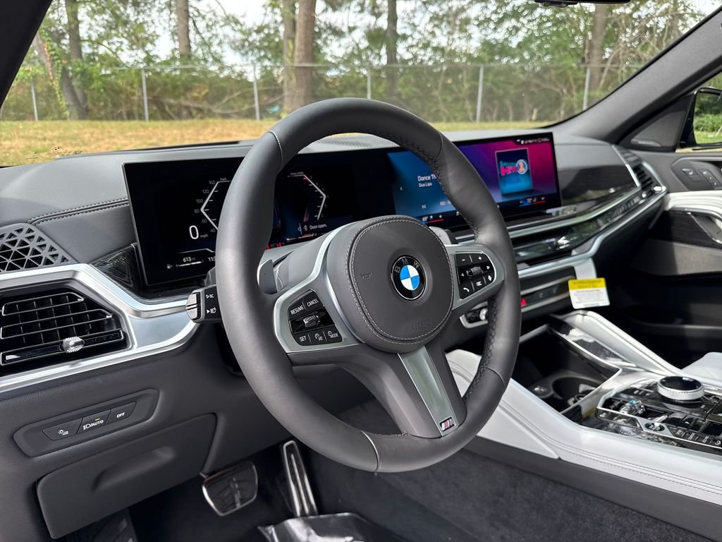 New 2027 Black BMW xDrive40i image 14