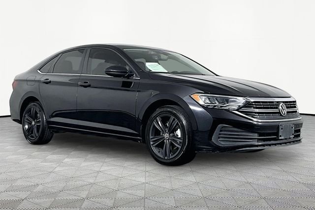 3VW7M7BU3RM032587