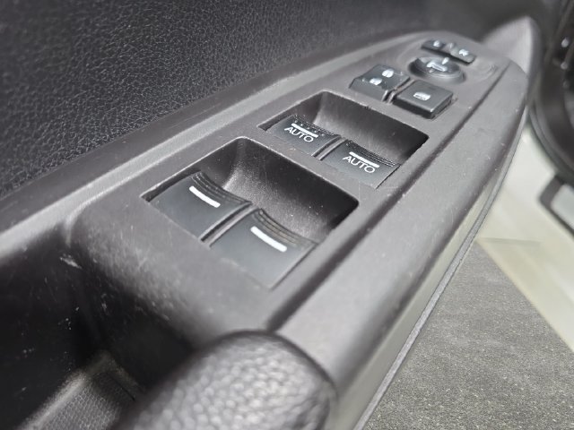 Used 2018  Acura Technology Package image 26