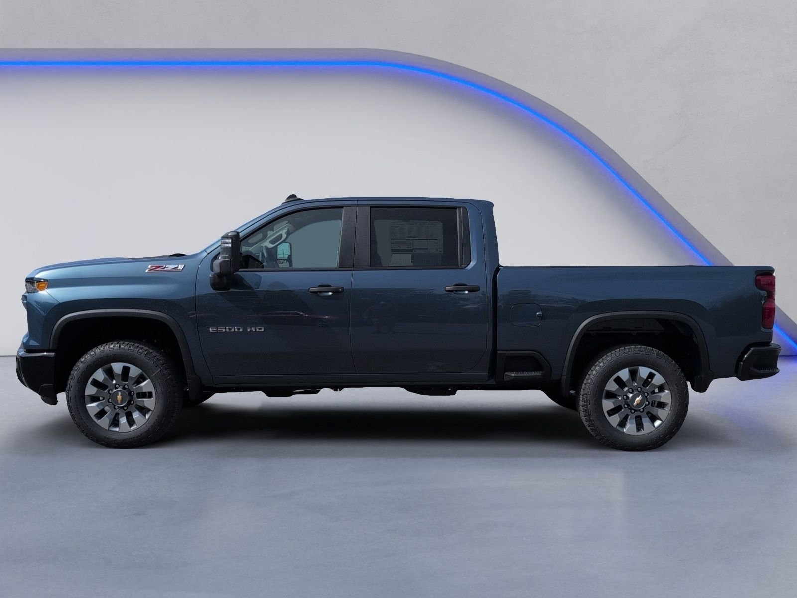 View vehicle photo 5