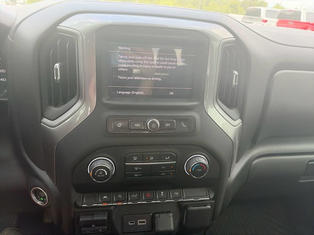 Used 2023 Black Chevrolet Custom image 17