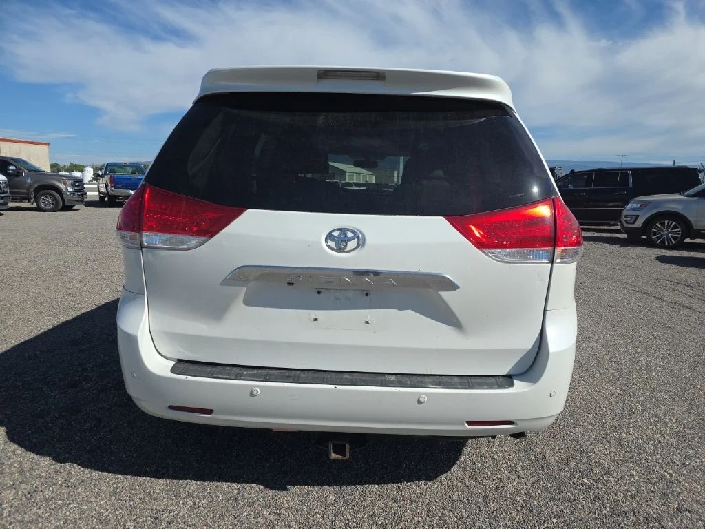 Used 2012 Blizzard Pearl Toyota Limited image 6