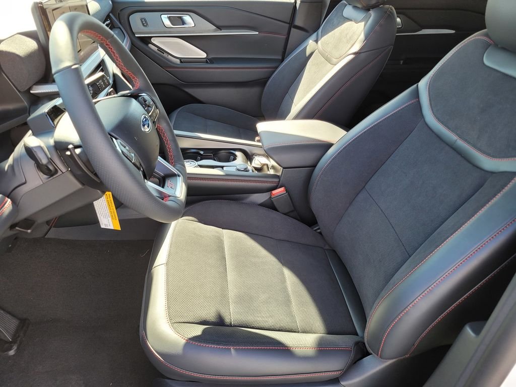 New 2026 Star White Metallic Tri-Coat Ford ST image 8