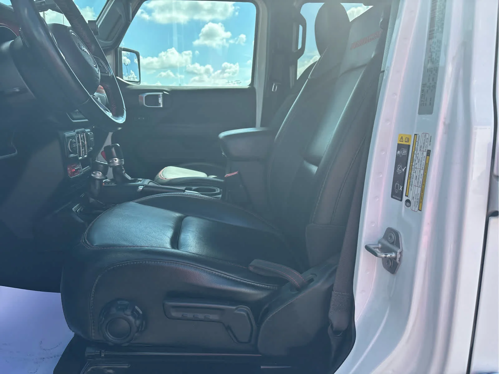 Used 2020 Bright White Cl Jeep Rubicon image 7