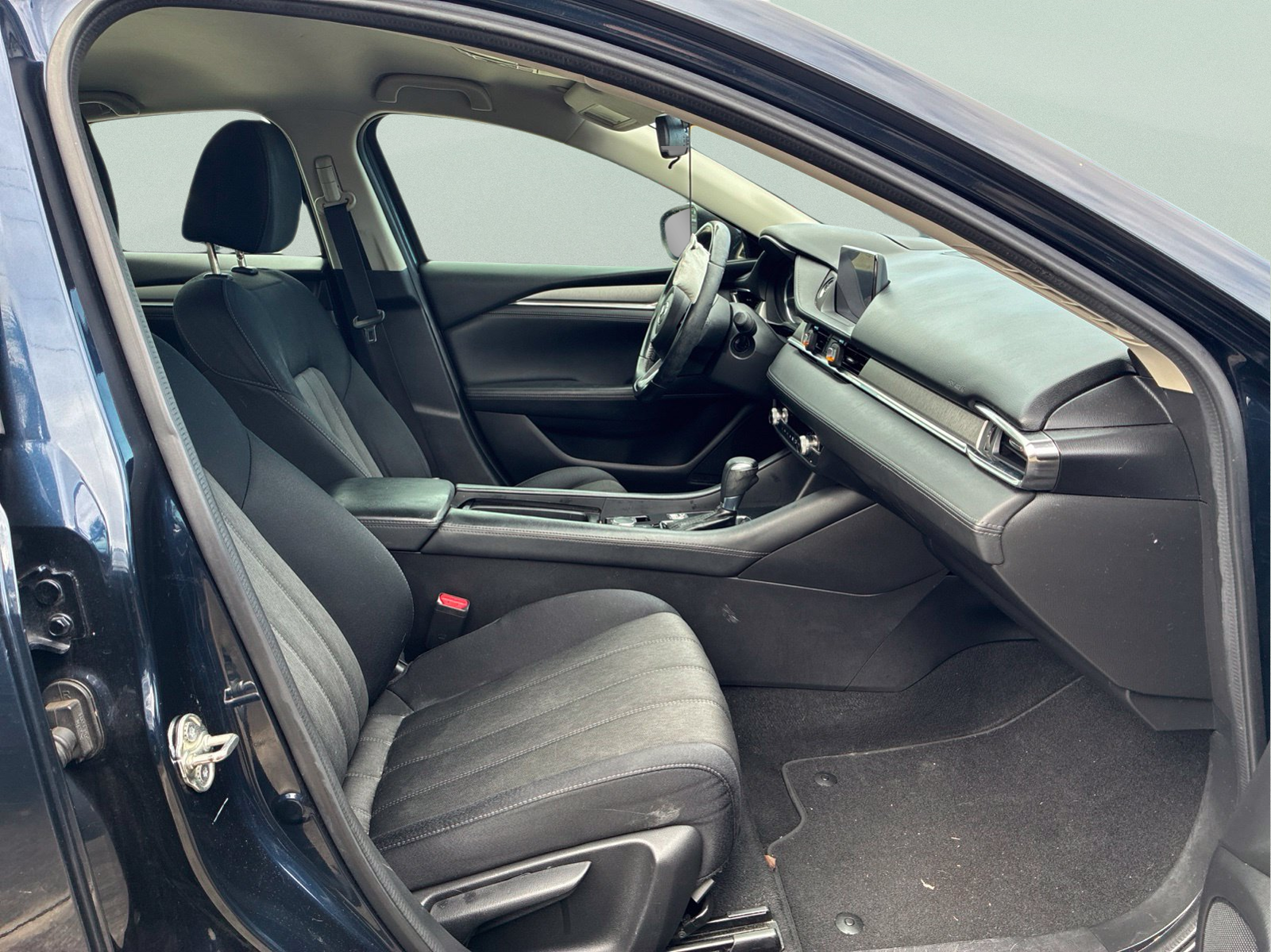 Used 2018 Blue Mazda Sport image 12