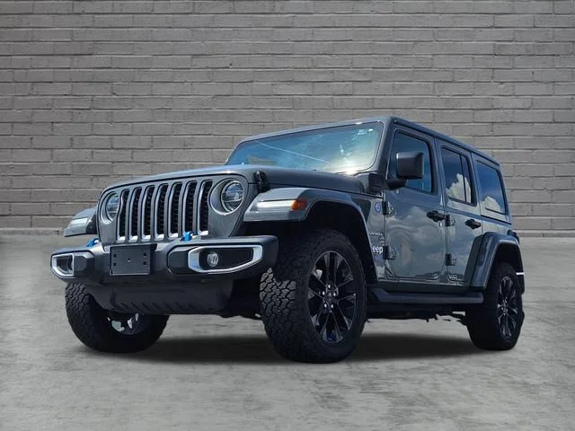Used 2022 Gray Jeep Unlimited Sahara image 1
