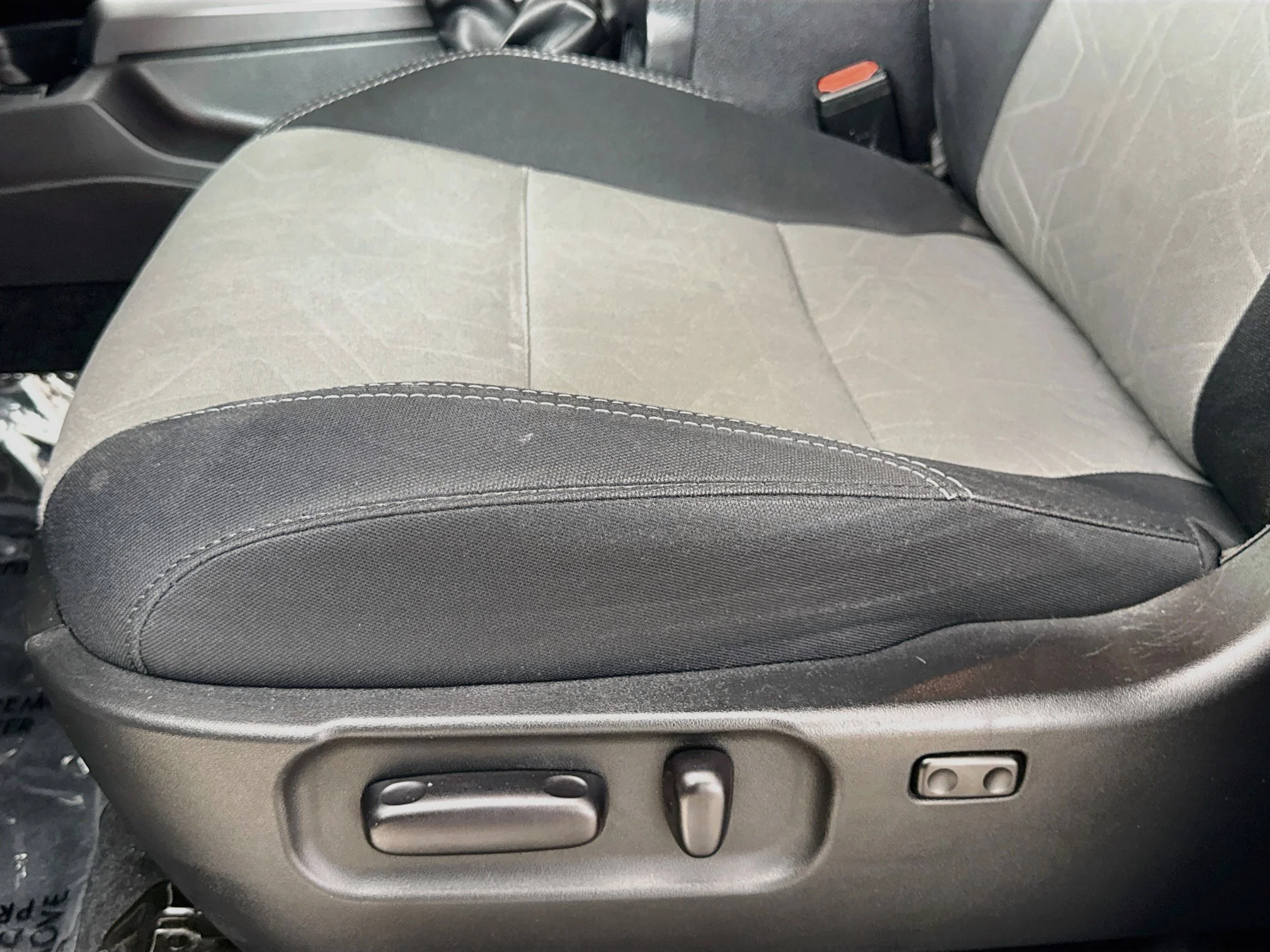 Used 2022  Toyota SR image 20