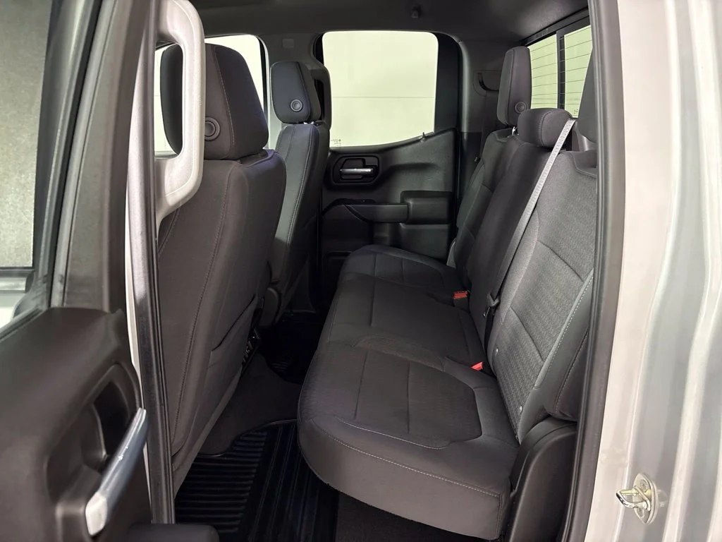 Used 2022 Silver Chevrolet LT image 26