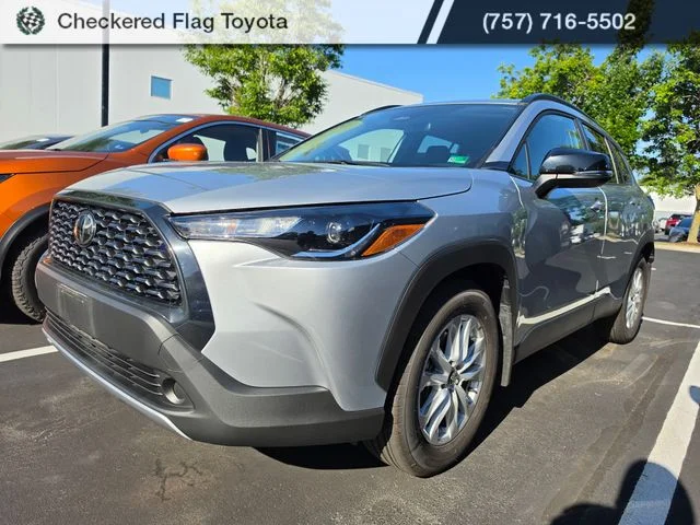 Used 2025 Sonic Silver Toyota LE image 1