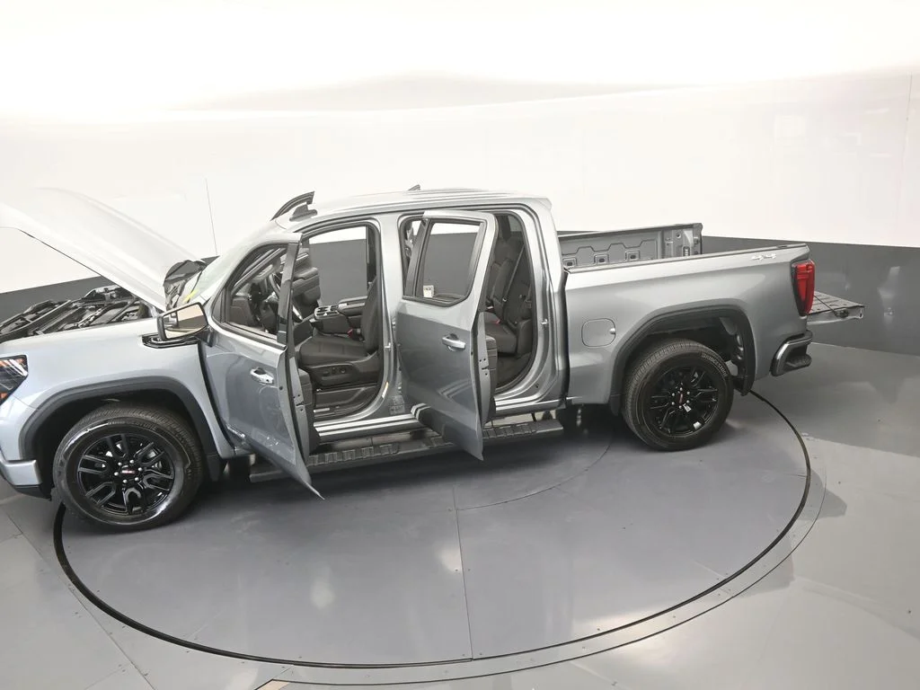 Used 2025 Sterling Metallic GMC Elevation image 61