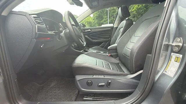 Used 2022 Gray Volkswagen 1.5T SEL image 14