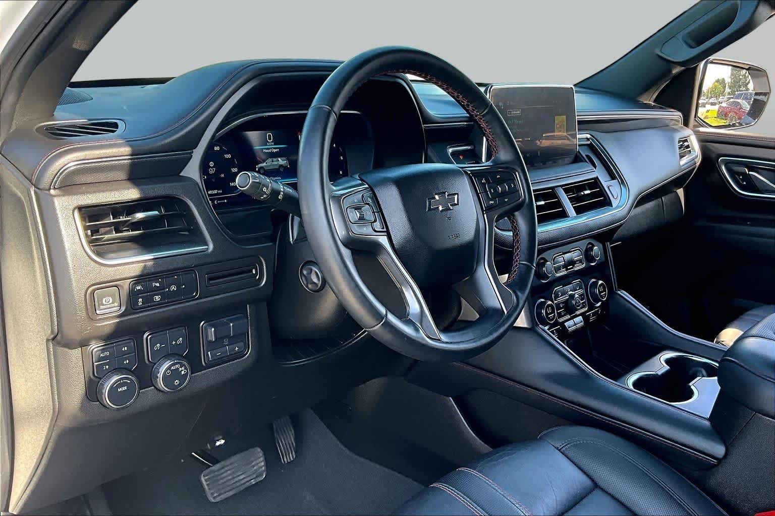 Used 2024 Iridescent Pearl Tricoat Chevrolet RST image 16