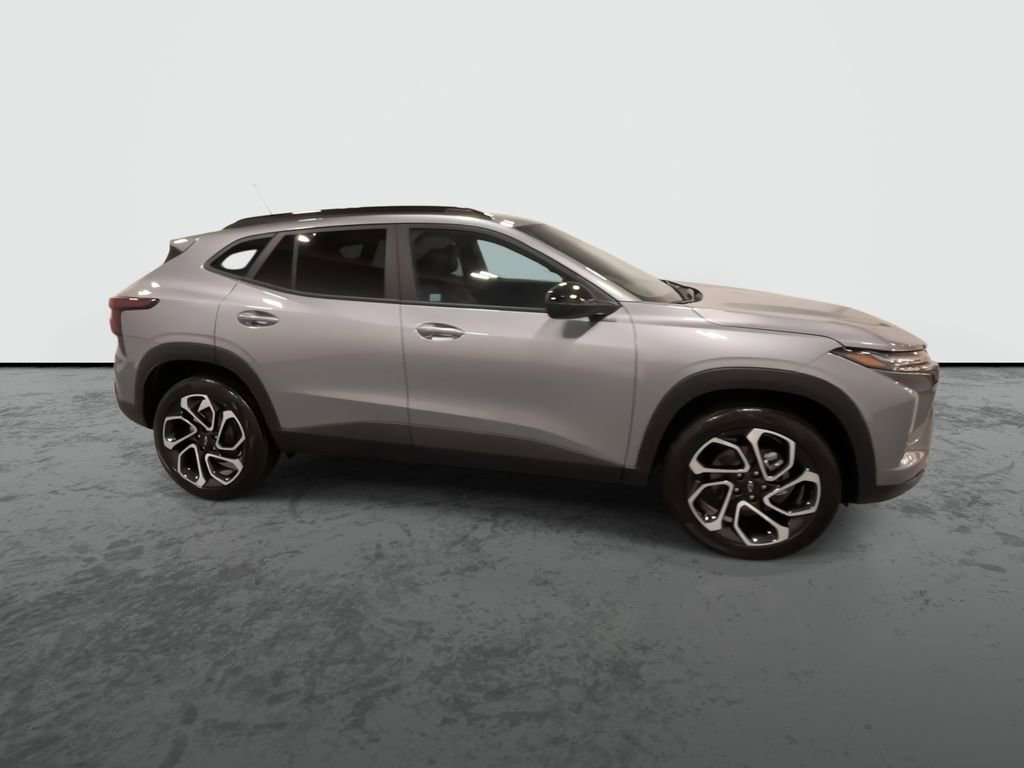 2026 Chevrolet Trax RS - Photo 9