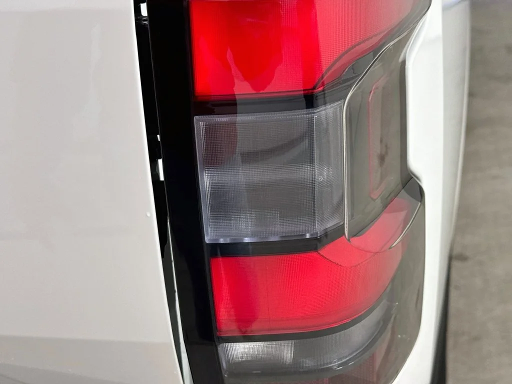 New 2027 Glacier White Nissan SV image 30