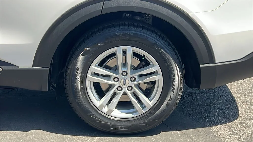 Certified Used 2023 Star White Ford XLT image 6