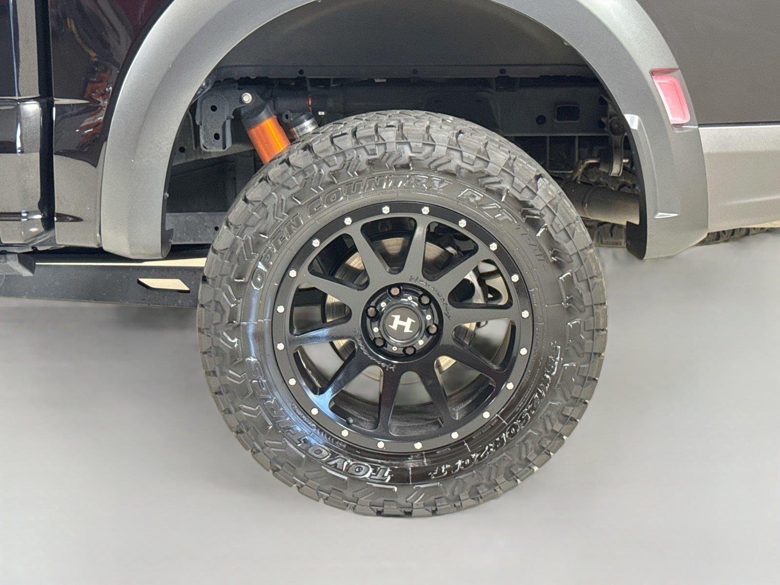 Used 2023 Agate Black Metallic Ford Raptor | Veloci Rapitor 600 Hennessey image 41