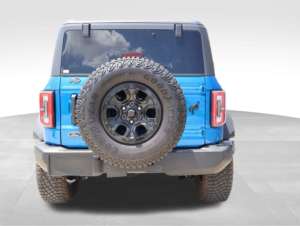 Used 2024 Blue Metallic Ford Wildtrak image 19